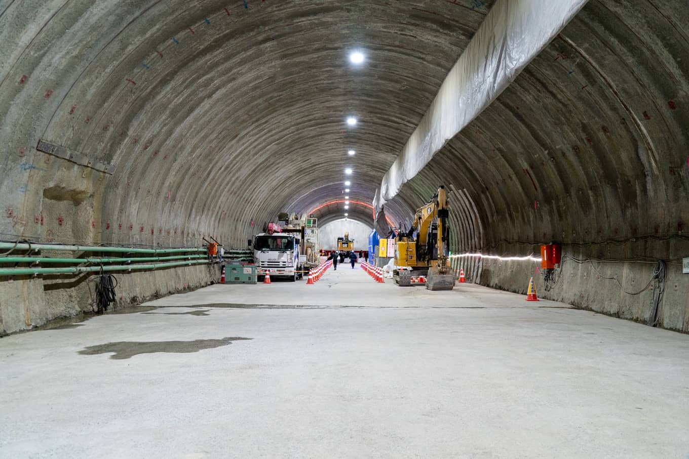 DSC01308 尻手黒川線トンネル 貫通式