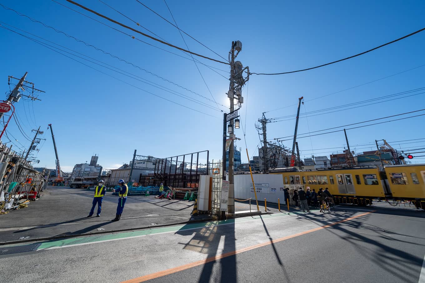 DSC02198 西武新宿線 中井駅～野方駅間 連続立体交差事業（2025年12月・新井薬師前駅）